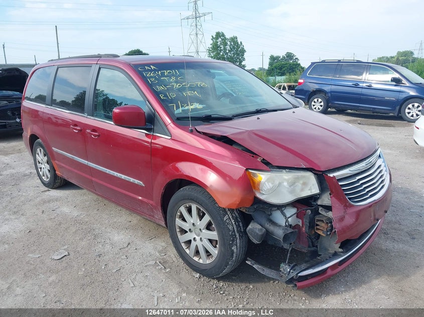 2013 CHRYSLER TOWN & COUNTRY TOURING