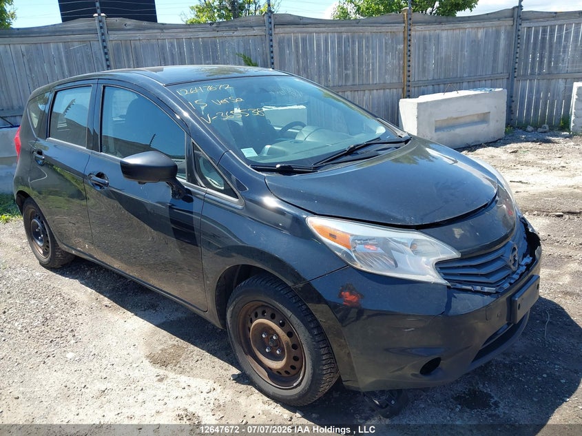 2015 NISSAN VERSA