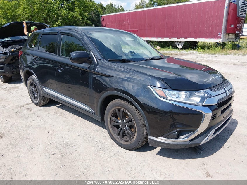 2019 MITSUBISHI OUTLANDER ES