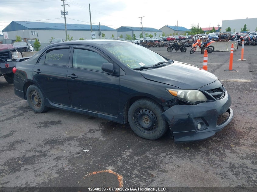 2013 TOYOTA COROLLA S