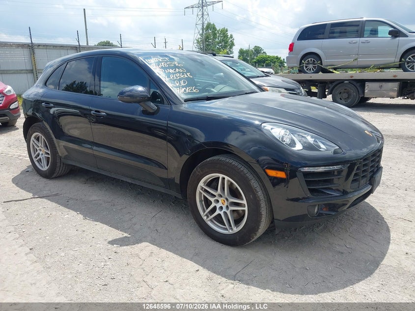 2017 PORSCHE MACAN