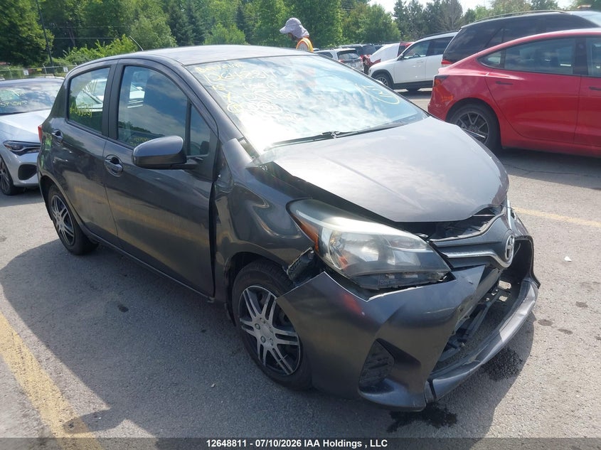 2015 TOYOTA YARIS LE
