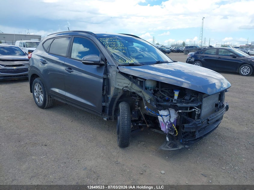 2017 HYUNDAI TUCSON SE