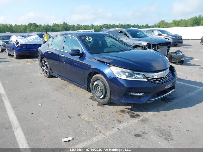 2017 HONDA ACCORD