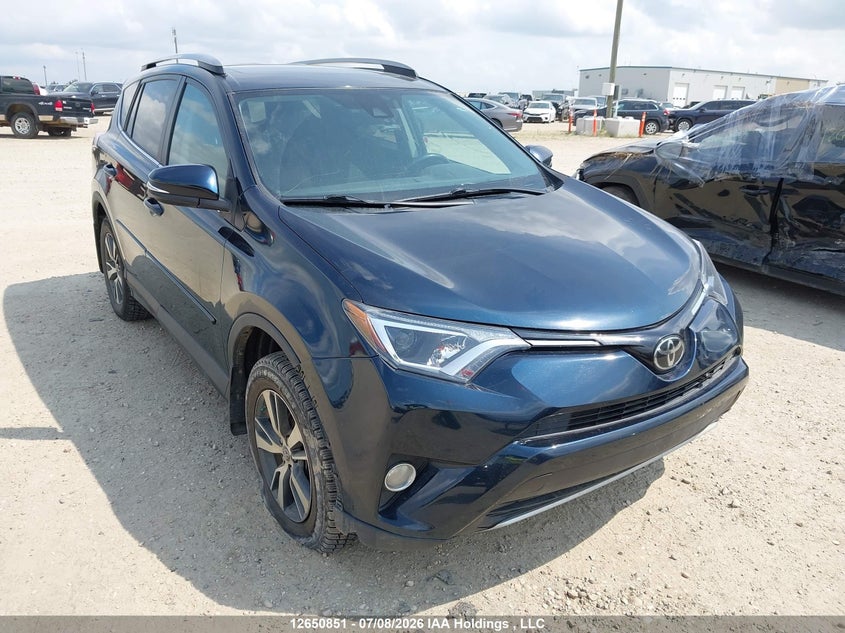 2018 TOYOTA RAV4 XLE