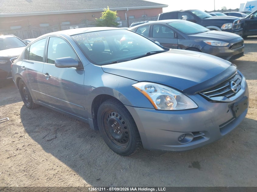 2010 NISSAN Altima S