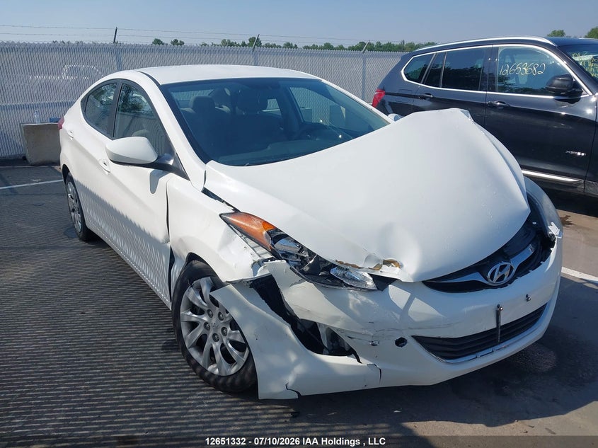 2013 HYUNDAI ELANTRA