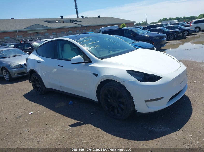 2022 TESLA MODEL Y LONG RANGE
