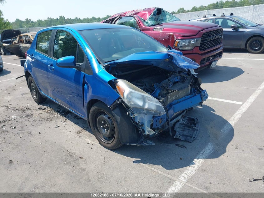 2015 TOYOTA YARIS