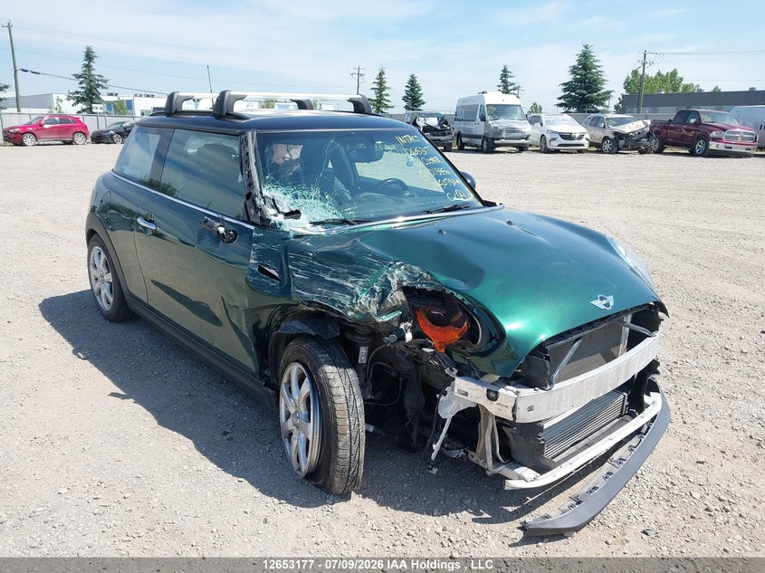 2016 MINI COOPER