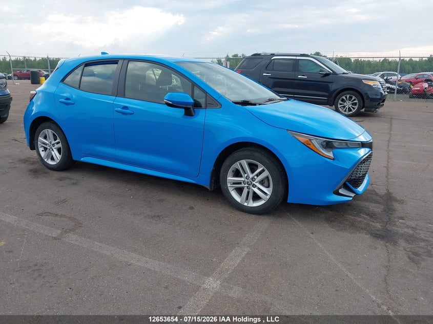 2022 TOYOTA COROLLA