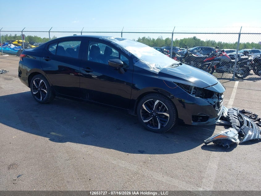 2023 NISSAN VERSA SR