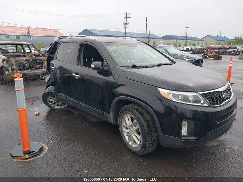 2015 KIA SORENTO LX