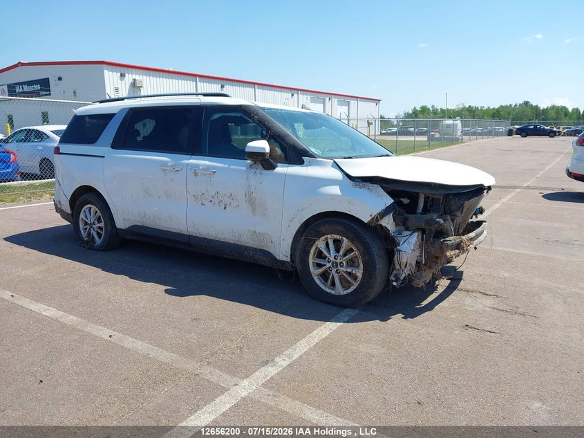 2022 KIA CARNIVAL LX