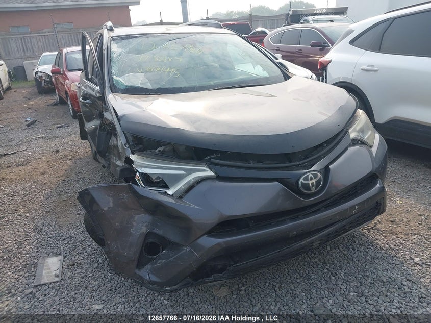 2017 TOYOTA RAV4 SE