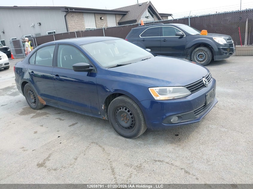 2013 VOLKSWAGEN JETTA