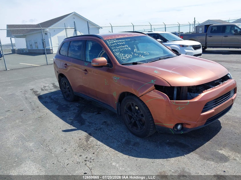 2014 MITSUBISHI OUTLANDER SE