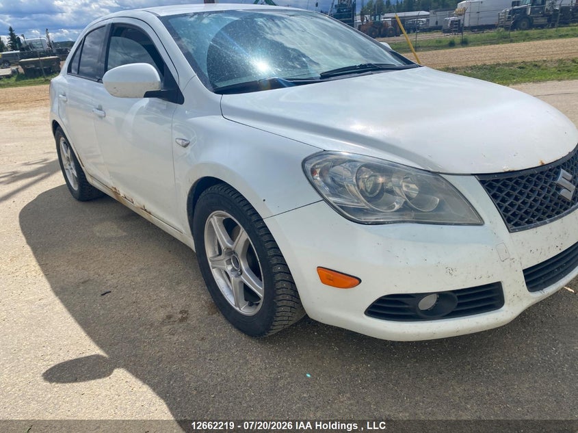 2012 SUZUKI KIZASHI SE