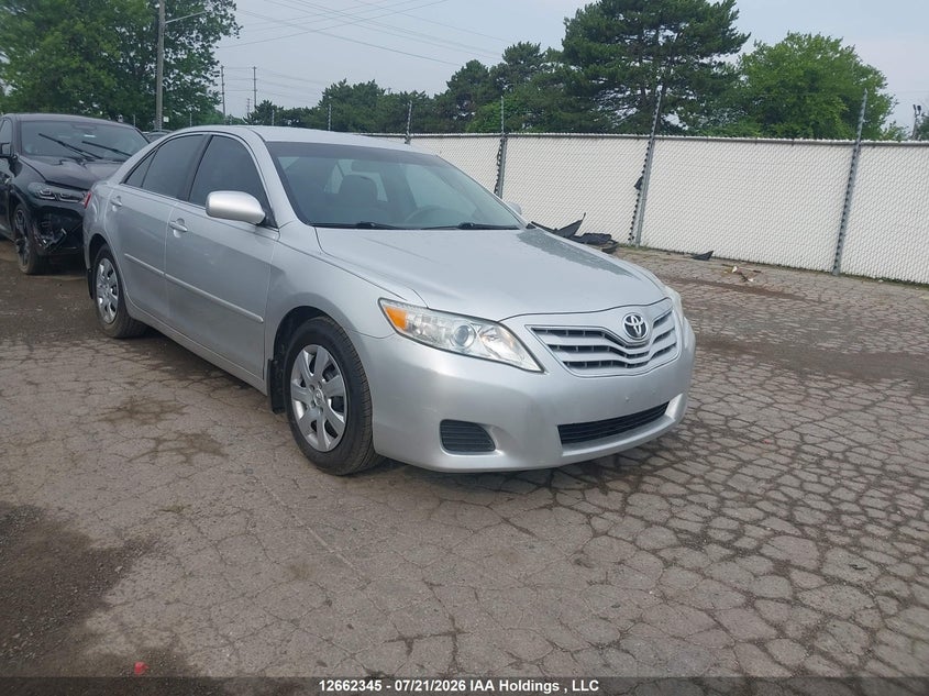 2010 TOYOTA CAMRY LE