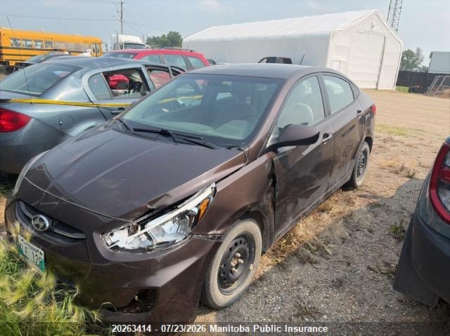 2015 HYUNDAI ACCENT GL
