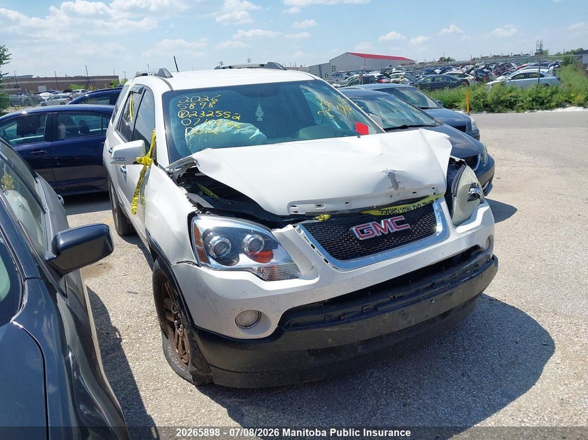 2011 GMC ACADIA SLE
