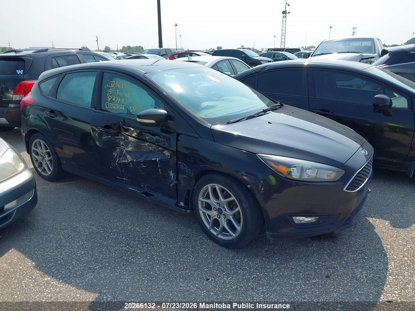2015 FORD FOCUS SE