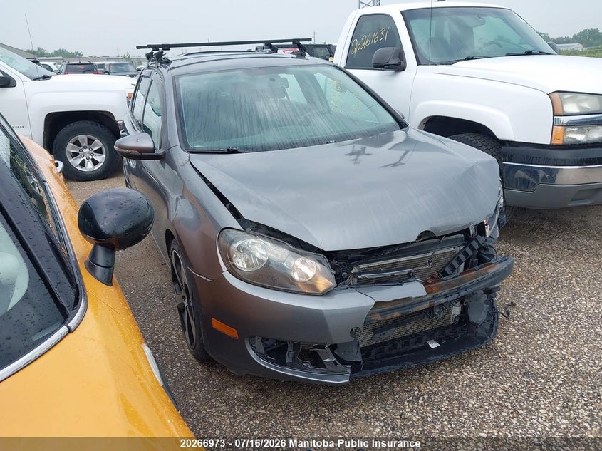 2012 VOLKSWAGEN GOLF 2.5