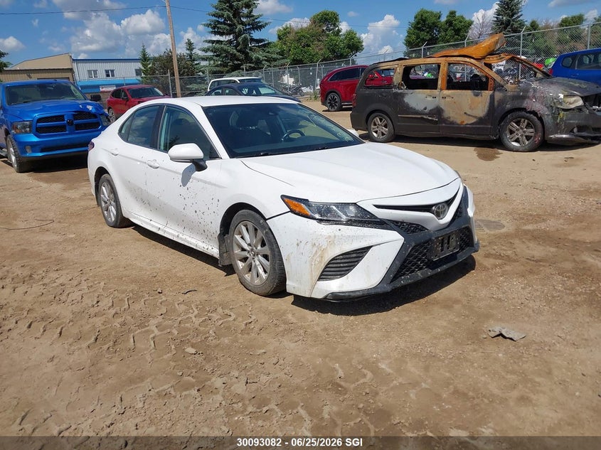 2019 TOYOTA CAMRY SE