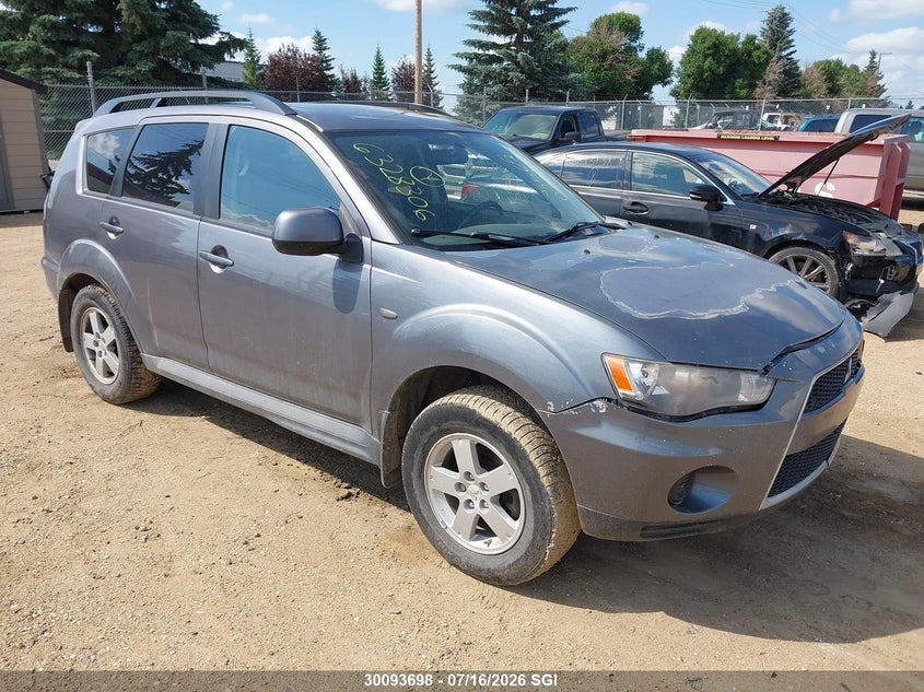 2011 MITSUBISHI OUTLANDER ES