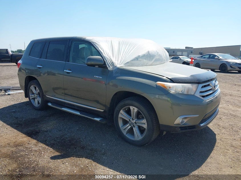2011 TOYOTA HIGHLANDER LIMITED