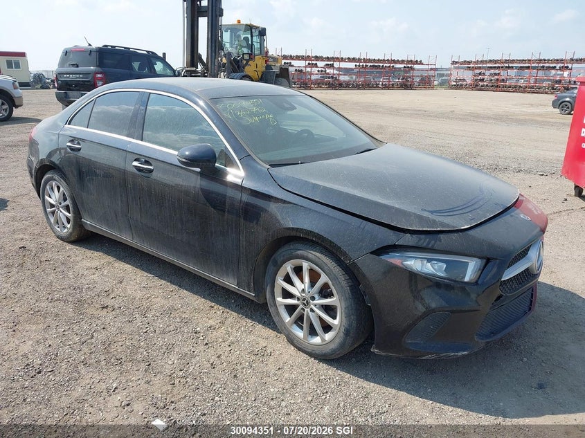 2022 MERCEDES BENZ A 220 4MATIC