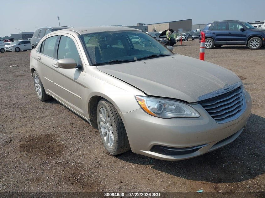 2014 CHRYSLER 200 LX