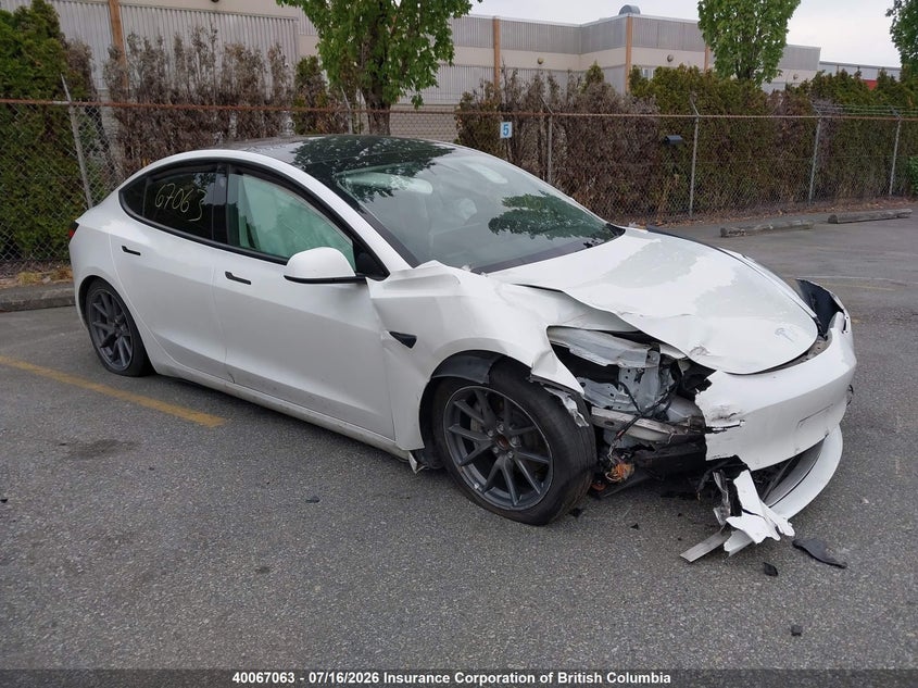 2021 TESLA MODEL 3