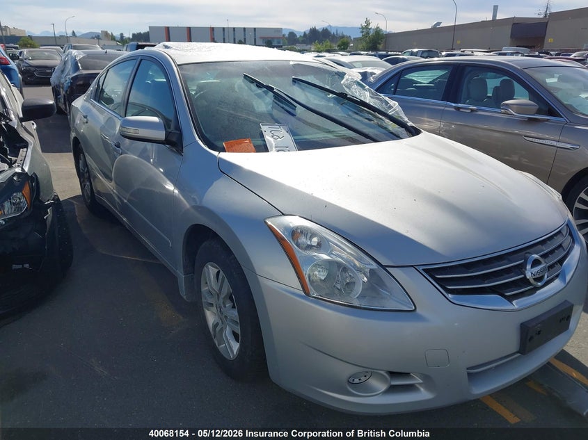 2010 NISSAN Altima S
