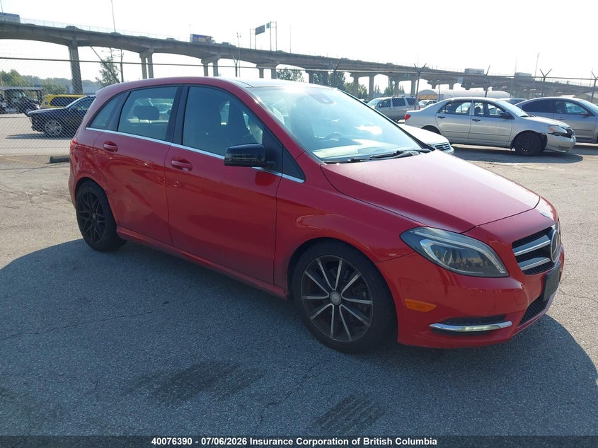 2014 MERCEDES BENZ B250