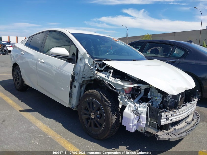 2017 TOYOTA PRIUS
