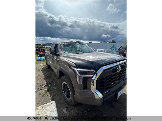 2026 TOYOTA TUNDRA CREWMAX SR5