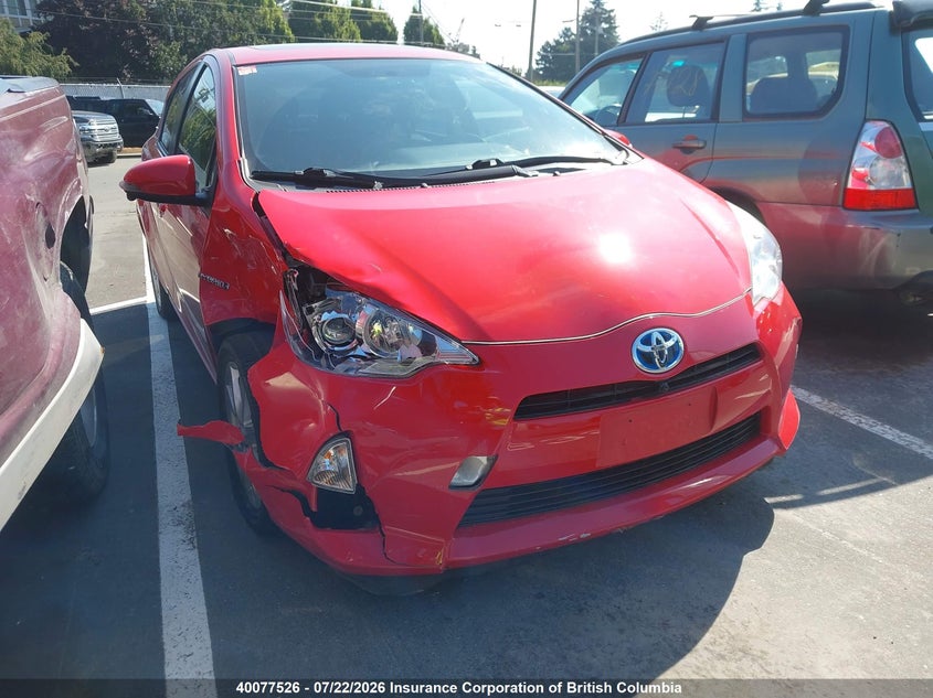 2014 TOYOTA Prius c