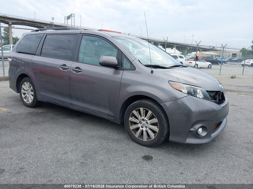 2011 TOYOTA SIENNA LE 7 PASSENGER