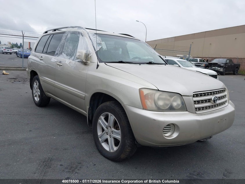 2002 TOYOTA HIGHLANDER LIMITED