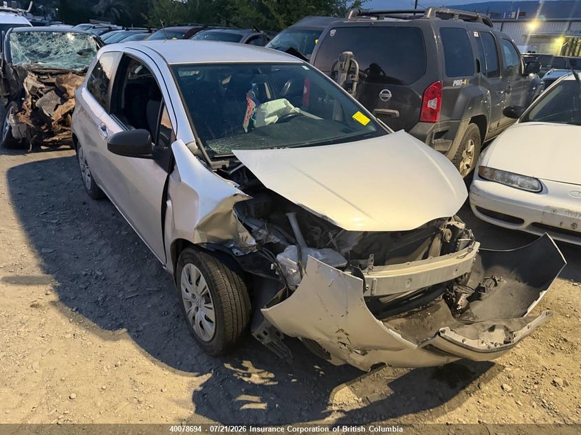 2013 TOYOTA YARIS