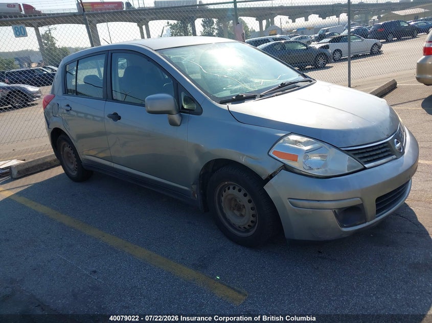 2009 NISSAN VERSA