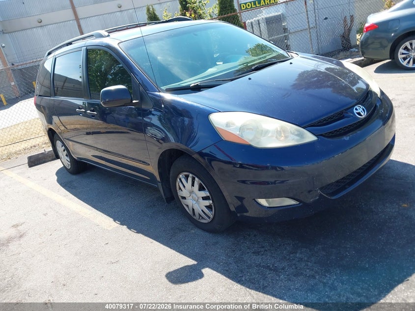2006 TOYOTA SIENNA CE