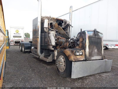 2003 KENWORTH CONSTRUCTION W900