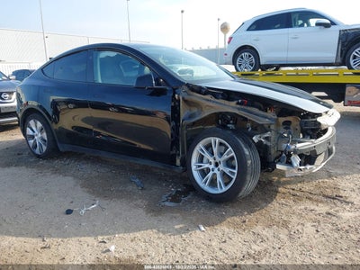 2024 TESLA MODEL Y RWD