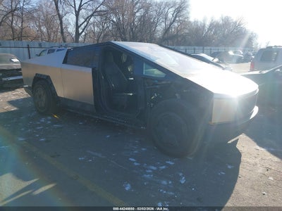 2025 TESLA CYBERTRUCK CYBERBEAST