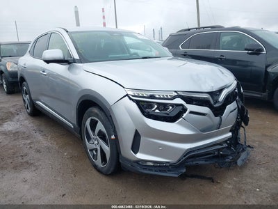 2025 VINFAST VF 8 ECO