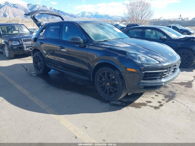 2020 PORSCHE CAYENNE S