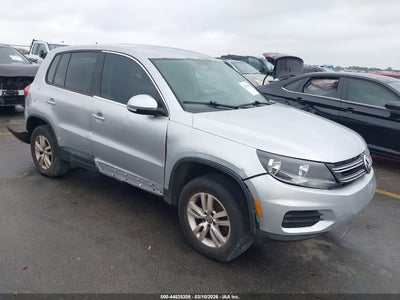 2014 VOLKSWAGEN TIGUAN S