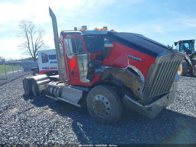 2010 KENWORTH CONSTRUCTION W900